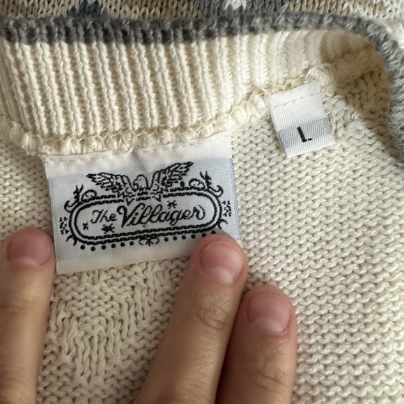 The Village Aztec Geometric Slouchy Oversized Boho Button Up Cardigan Sz Large - Picture 8 of 8